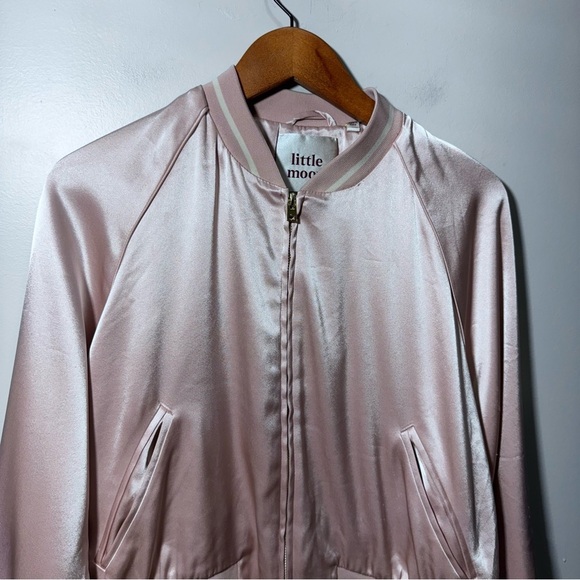 Aritzia Little Moon Pink Satin Bomber Jacket  Size Large - Picture 2 of 12